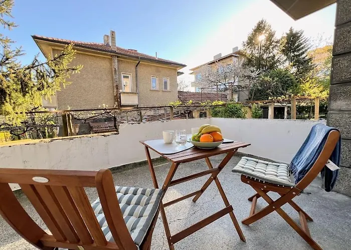 2bdrm Peaceful Escape With Free Parking * Veliko Tarnovo